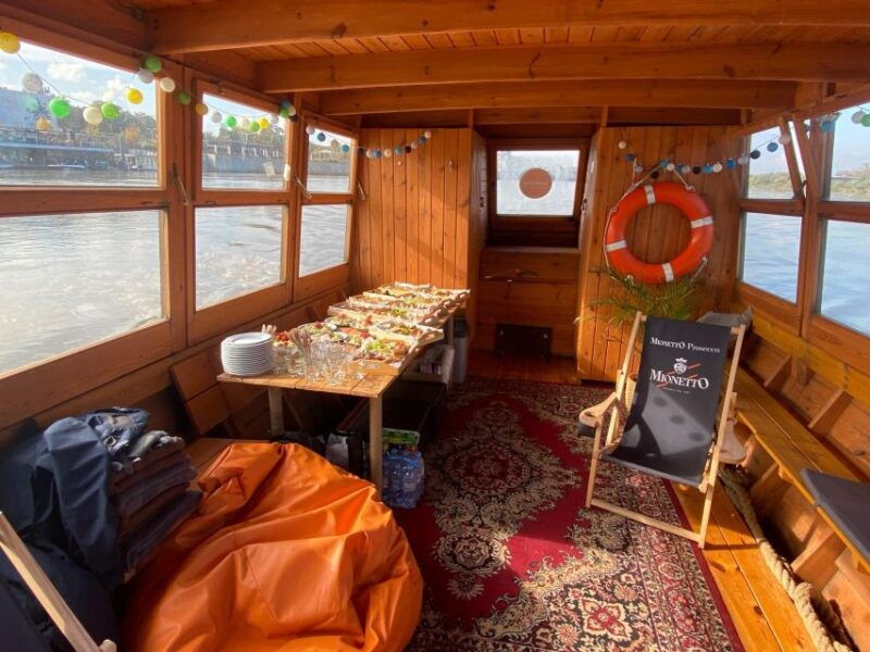 Warsaw: Vistula River Sunset Cruise with Welcome Drink - FAQ