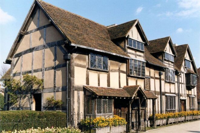 Warwick, Oxford and Stratford Full-Day Tour From London - Meeting Point and Options