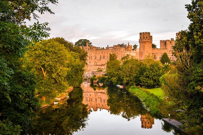 Warwick Tour App, Hidden Gems Game and Big Britain Quiz (1 Day Pass) UK - Overview and Features