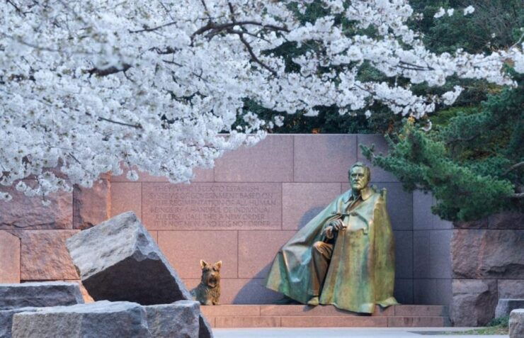 Washington D.C: Tidal Basin Highlights Explorer - Memorials - Good To Know