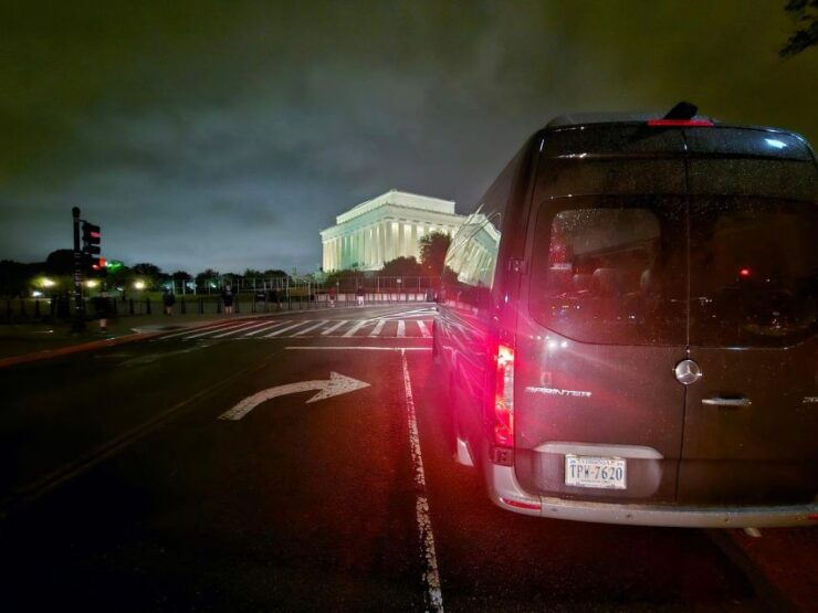 Washington, DC: Airport Transfer To/From DCA or IAD - Service Details