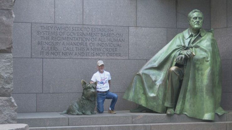 Washington DC : Cherry Blossom Walking Tour - Monuments and Memorials to Visit