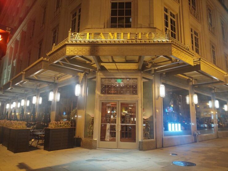 Washington DC: Ghosts Boos and Booze Haunted Pub Crawl - Experience Highlights