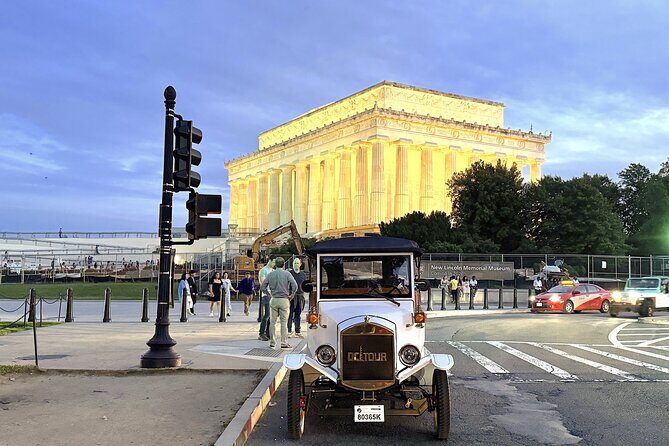 Washington DC Moonlight Tour by Electric Cart or Vintage Car - FAQ