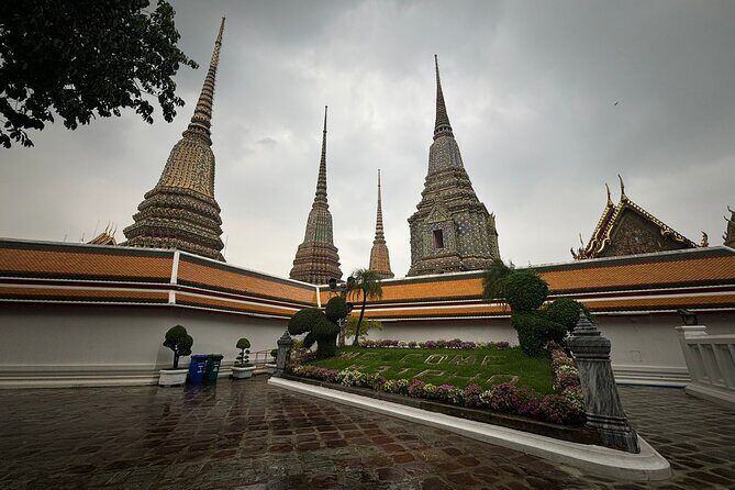 Wat Pho and Wat Arun Guided Walking Tour (2 Hours) - Authentic Insights from Past Travelers