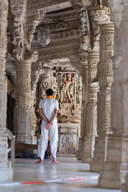 Watch Ranakpur Temple with Jodhpur drop from Udaipur - Practical Considerations for Travelers