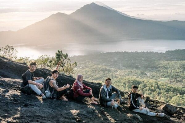 Watch the Most Beautiful Sunrise in Bali From Batur Summit - Additional Attractions Nearby