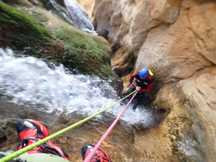 Water Canyoning in the Turche Buñol Cave (Valencia) - Activity Details