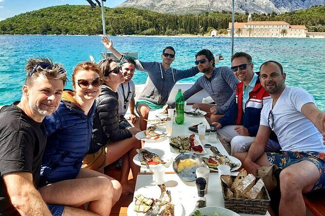 Water Roller Coaster in Lumbarda - FAQ