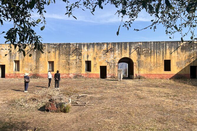 Water TOUR - Lakes, Islands, Fortresses and Artisan Workshops - FAQs