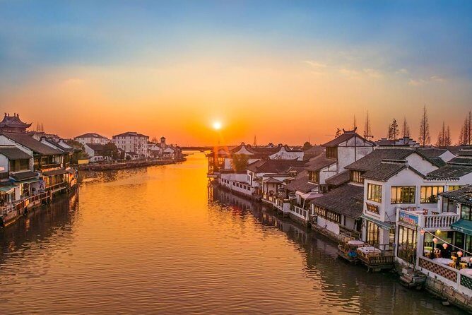 Water Town Shanghai Private Day Trip - Enjoy Local Life, Street Food, Boating - What to Expect on Your Water Town Trip