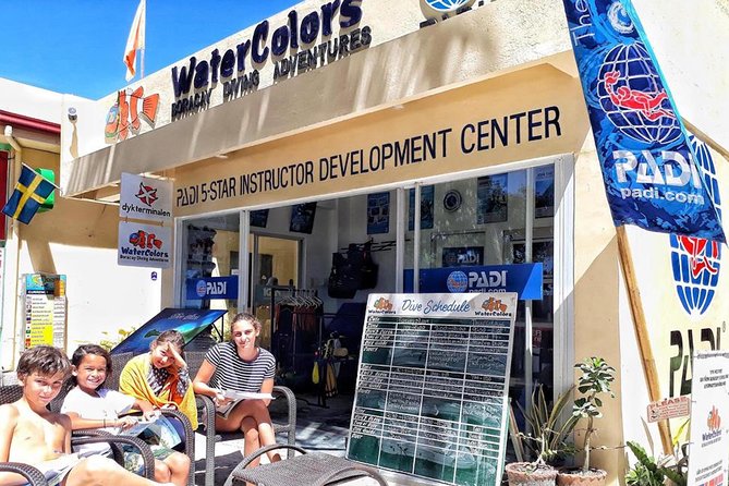 Watercolors - Junior Open Water Diver Course for Kids (10 Year Old Plus) - Eligibility Requirements
