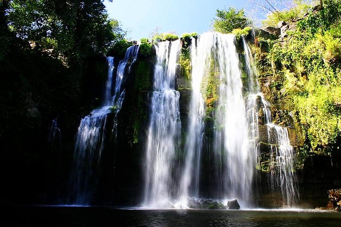 Waterfall Discovery - Exploring Oropéndola Waterfall