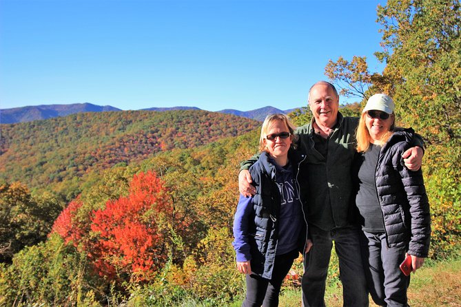 Waterfalls and Blue Ridge Parkway Hiking Tour With Expert Naturalist - Tour Highlights