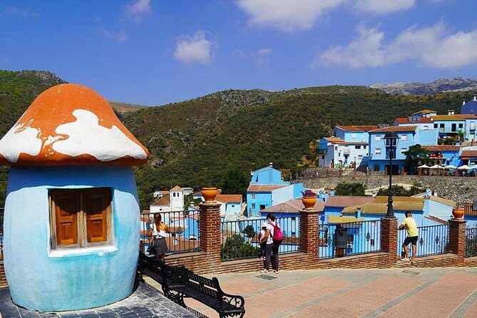 Waterfalls Near the Blue Village of Juzcár - Common Questions