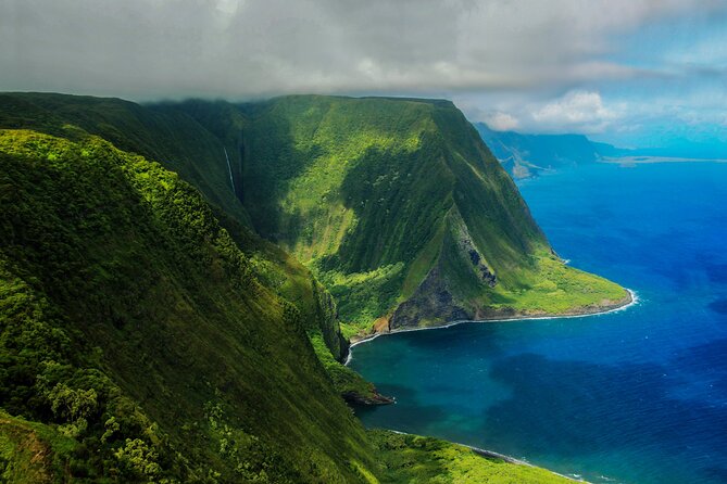 Waterfalls of West Maui and Molokai Helicopter Tour - Tour Details