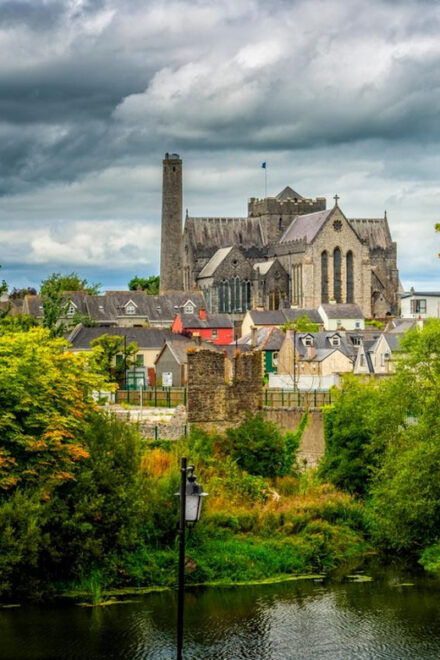 Waterford Crystal & Kilkenny Full-Day Rail Tour From Dublin - Meeting Point and Check-in Details