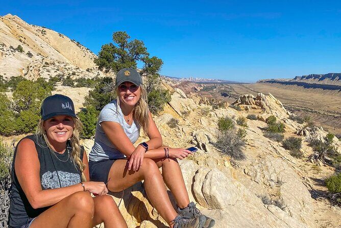 Waterpocket Fold Offroad Tour to Strike Valley Overlook - Good To Know