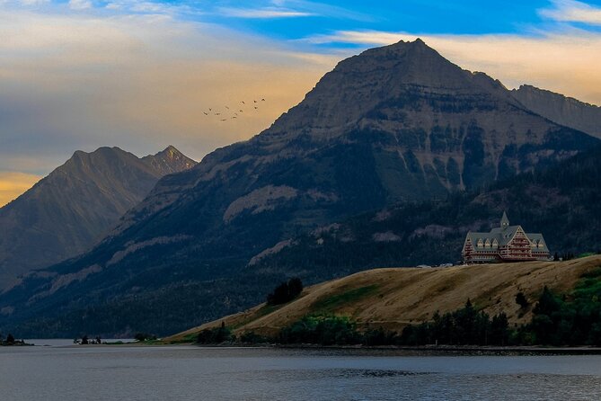 Waterton Lakes National Park 1-Day Tour From Calgary - Highlights
