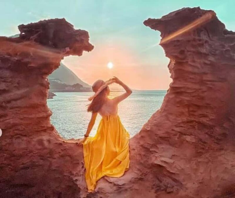 Waves and Wheels: A Coastal Day in Colorful Keelung - An In-Depth Look at the Coastal Keelung Experience