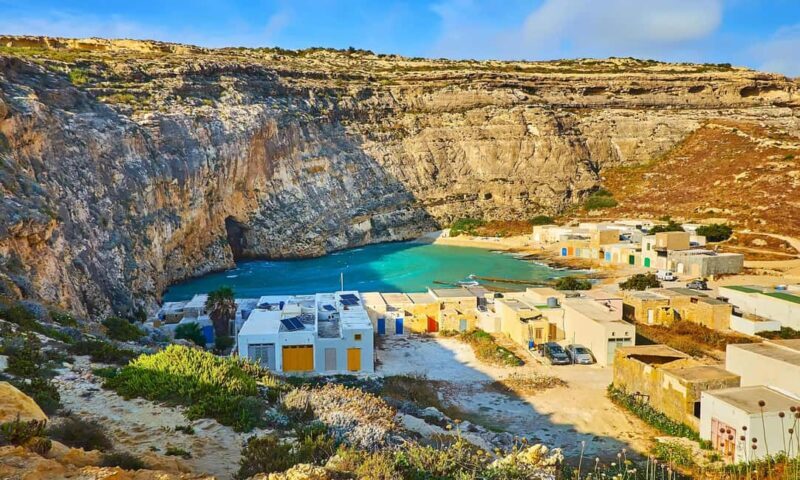 Waves of Heritage: Cruise and Vintage Bus Tour Combination - An Authentic Day Exploring Malta’s Sister Islands