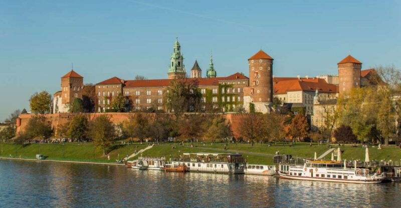 Wawel Castle, Cathedral, & Rynek Underground Tour with Lunch - The Sum Up
