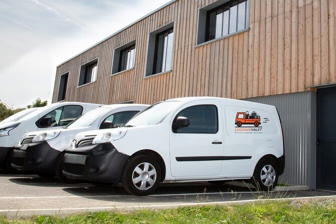 We Collect, Store & Return Your Bags, Maximize Your Time - Benefits of Bag Collection Service