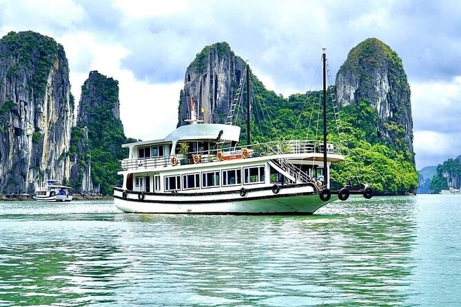 We Go Cruise- Budget Cruise to Explore Halong Bay From Harbor - Titop Island Exploration