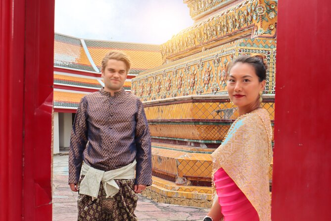 Wear Thai Costume Photo Shoot Tour - Exploring Bangkoks Old Town