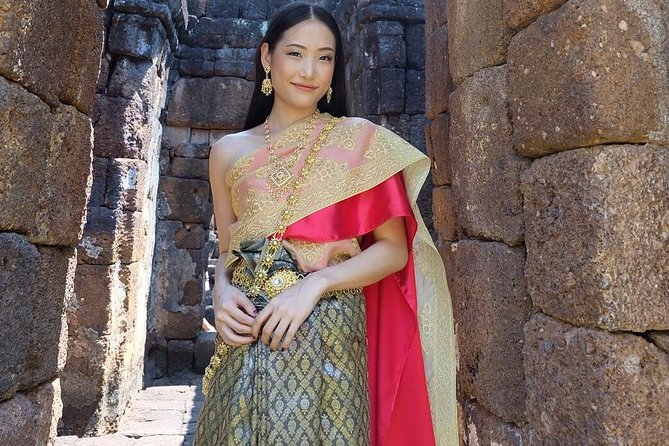 Wear Thai Costume Photo Shoot Tour - Souvenir Photos of Your Trip