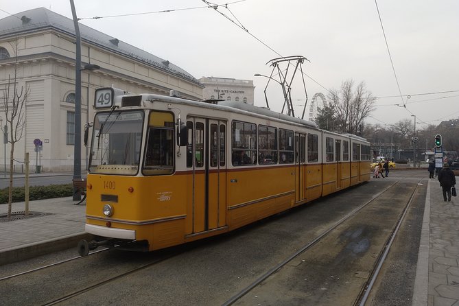 Weekend in Budapest: Private Transfer and Tours With Official Tour Guide - Pickup and Meeting Points