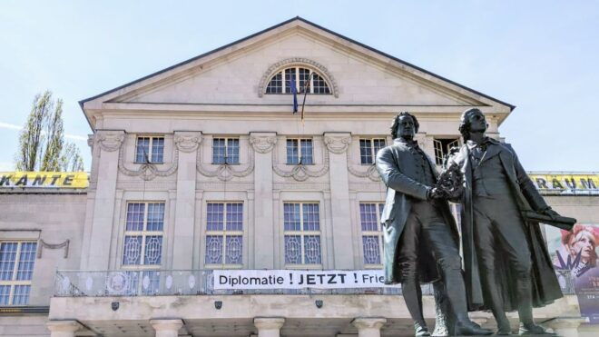 Weimar: City Highlights Self-guided Walking Tour - Tour Description