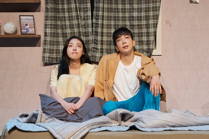 Welcome Daehakro Theater - A Dramatic Night - The History of Daehakro Theater