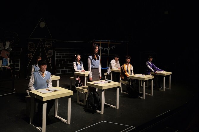 Welcome Daehakro- Theater Please Write the Answer - Tips for Enjoying a Theater Performance