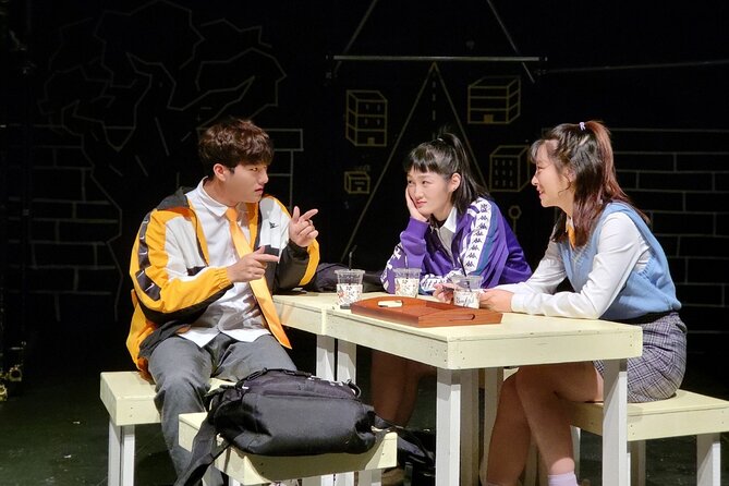 Welcome Daehakro- Theater Please Write the Answer - Discovering the Surrounding Area