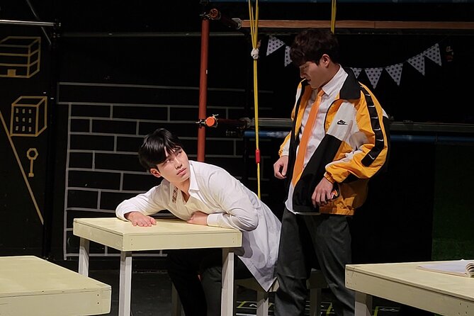 Welcome Daehakro- Theater Please Write the Answer - Common Questions