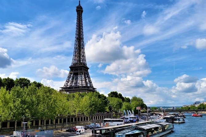 Welcome in Paris by a Private Guide - Meeting Point and Duration