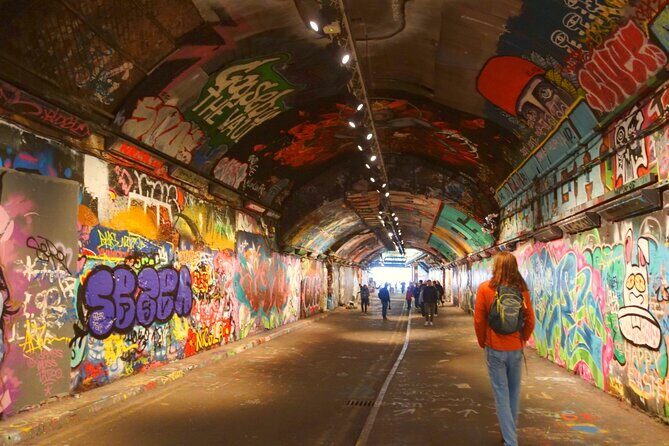 Welcome to London Tour with Borough Market Lunchbreak - End of Tour at a Historic Pub