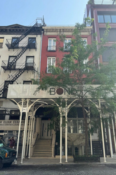 Welcome to New York: A Tour of Taylor Swift Hotspots - Itinerary Highlights