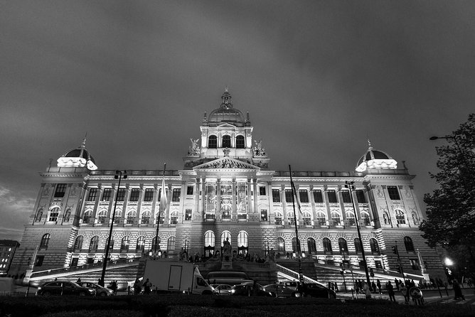 Welcome to Prague - Private Tour With Licensed Guide - Meeting Point