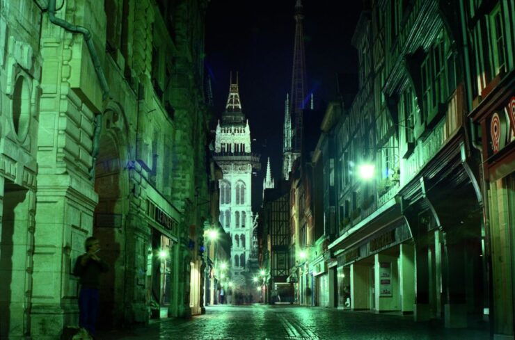 Welcome to Rouen: Private Walking Tour With a Local - Tailored Itinerary