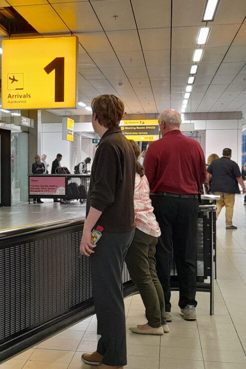 Welcome to the Empty Port [Amstelterdam-Skipol Airport - Hotel] - Transportation Overview