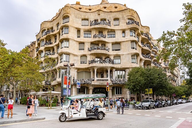 Welcome Tour to Barcelona in Private Eco Tuk Tuk - End Point and Restrictions