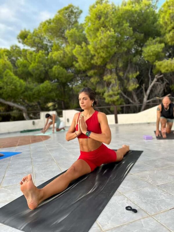 Weligama: Yoga and Surf Experience with Breakfast Included - An In-Depth Look at the Weligama Surf & Yoga Fusion