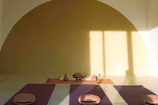 Well-being Day in Authentic Provence: Nature, Yoga, Picnic & Wine - Scenic Picnic Experience
