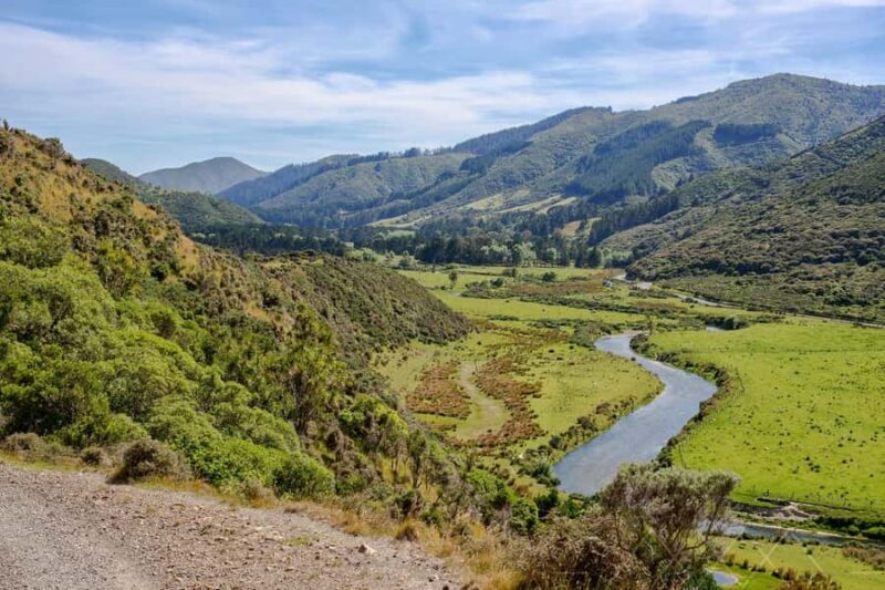 Wellington: Baring Head Lighthouse Walk - Good To Know