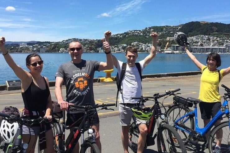 Wellington: Guided Sightseeing Tour by Electric Bike - Experience Highlights