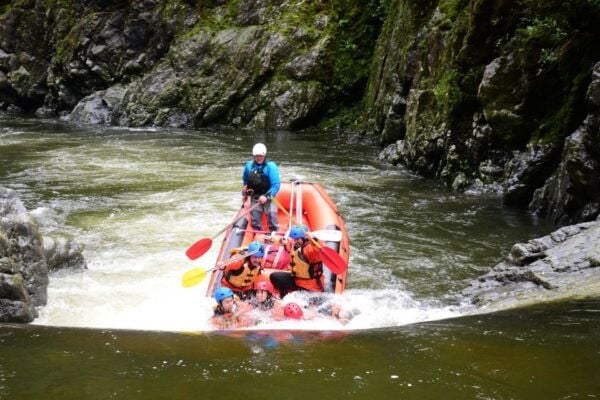 Wellington: Te Awa Kairangi Class 3 Whitewater Rafting Tour - Pickup/Drop-off Services and Directions