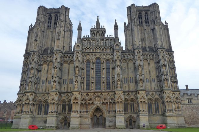Wells, Cheddar Cheese and Cheddar Gorge - Private Day Trip From Bristol - Exploring the Historic City of Wells