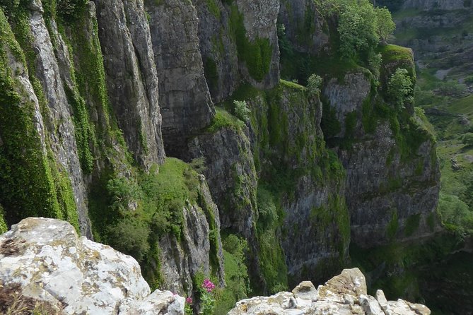 Wells, Cheddar Cheese and Cheddar Gorge - Private Day Trip From Bristol - Discovering the Natural Wonder of Cheddar Gorge